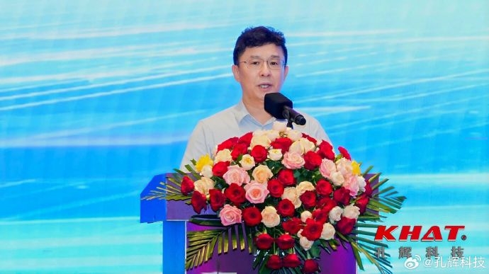 孔辉CEO郭川感慨：德国车企员工下午三点半下班 坚信全球汽车未来在中国