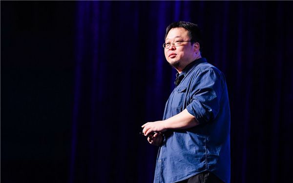 罗永浩透露最牛产品研发出意外 做播客是为了&ldquo;补贴家用&rdquo;